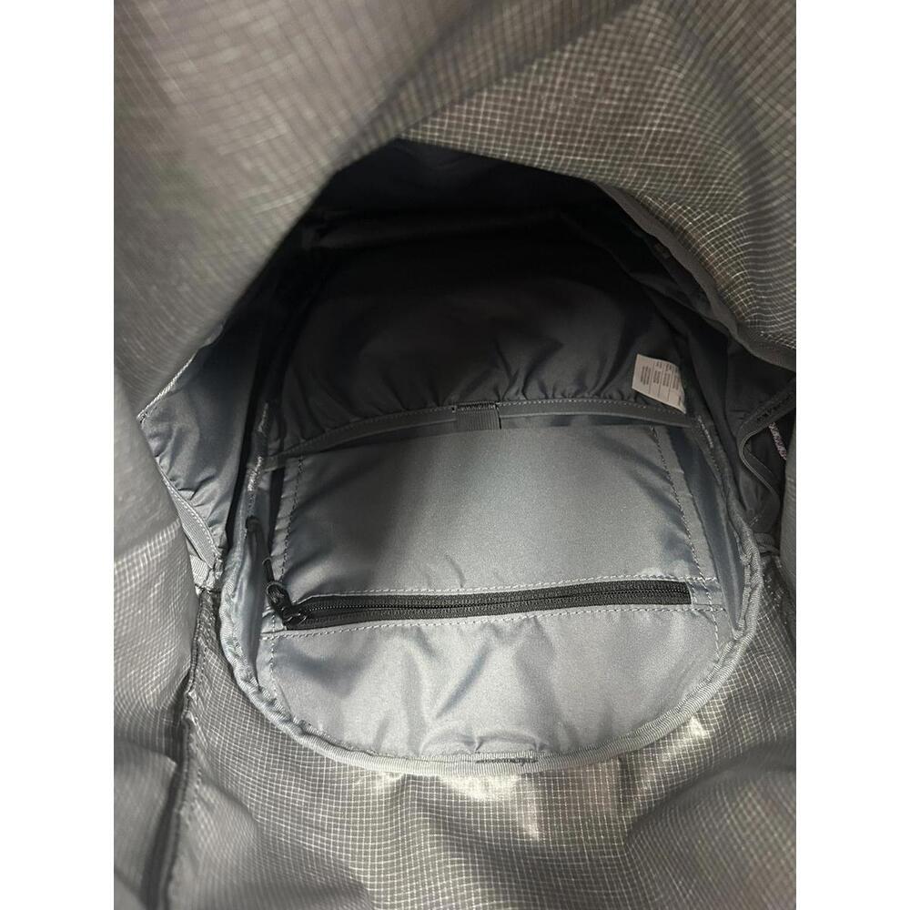 Nike ACG Roll-Top Backpack - Picture 4 of 9